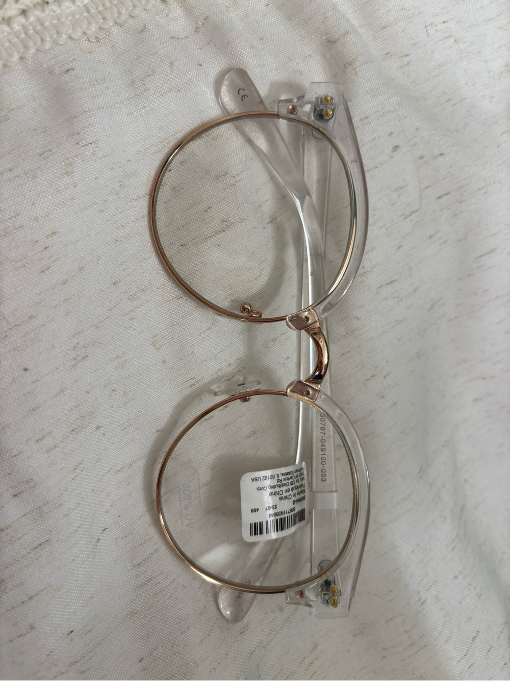 Clear/Gold Claire’s 100% UV Glasses
